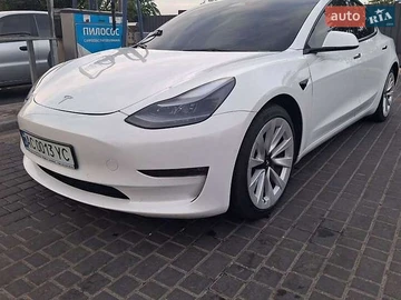 Авто Tesla Model 3 2022 № 8806105