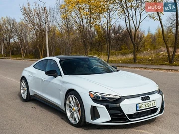 Авто Audi Rs E-Tron Gt 2023 № 8806124