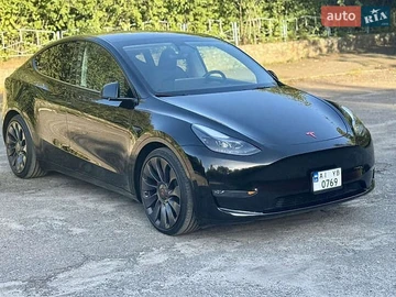 Авто Tesla Model Y 2024 № 8806426