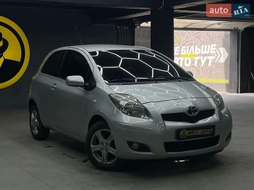 Авто Toyota Yaris 2010 № 8806494