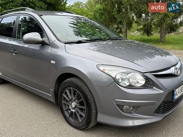Авто Hyundai I30 2012 № 8806517