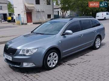 Авто Skoda Superb 2011 № 8806546