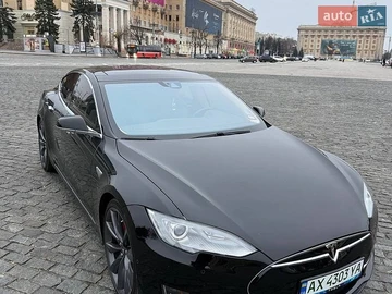 Авто Tesla Model S 2015 № 8806818