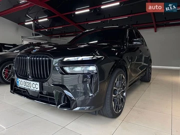 Авто BMW X7 2023 № 8807016