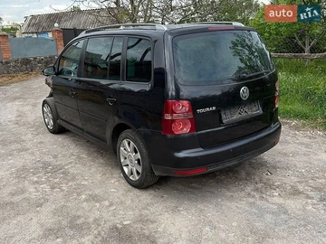 Авто Volkswagen Touran 2007 № 8807034