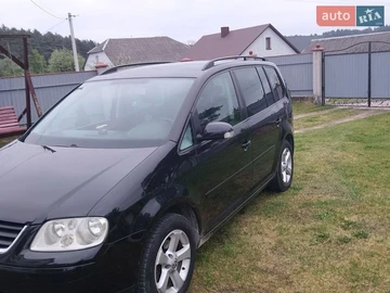 Авто Volkswagen Touran 2004 № 8807047