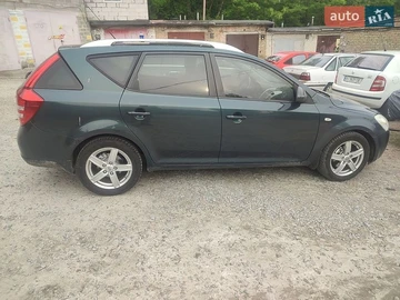 Авто KIA Ceed 2008 № 8807052