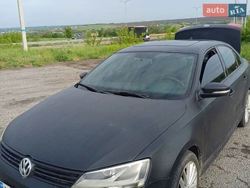 Авто Volkswagen Jetta 2011 № 8807241