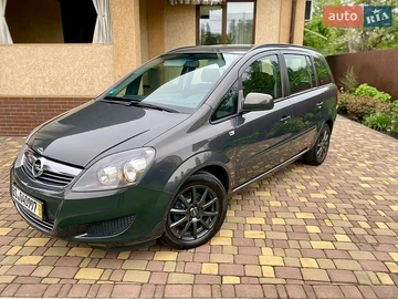 Авто Opel Zafira 2013 № 8807259