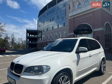 Авто BMW X5 2011 № 8807494