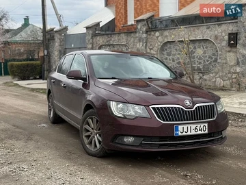 Авто Skoda Superb 2014 № 8807498