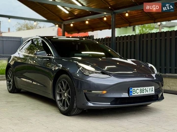 Авто Tesla Model 3 2019 № 8807511