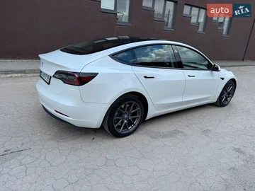 Авто Tesla Model 3 2023 № 8807550
