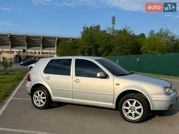 Авто Volkswagen Golf 1999 № 8807638