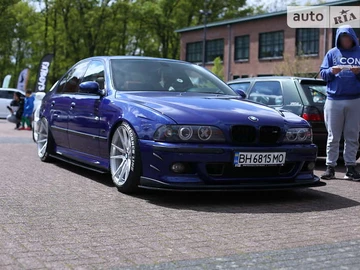 Авто BMW 5 Series 2001 № 8807680