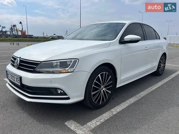 Авто Volkswagen Jetta 2015 № 8807699
