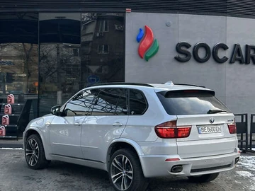 Авто BMW X5 2010 № 8807703