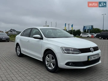 Авто Volkswagen Jetta 2014 № 8807709