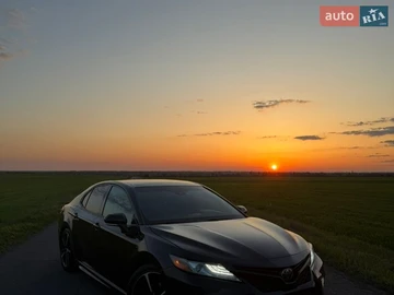 Авто Toyota Camry 2018 № 8807720