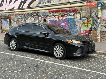 Авто Toyota Camry 2017 № 8807930