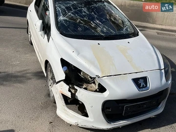 Авто Peugeot 308 2012 № 8807974