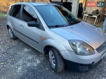 Авто Ford Fiesta 2007 № 8808105