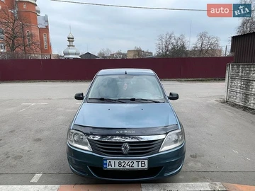 Авто Renault Logan 2010 № 8808108