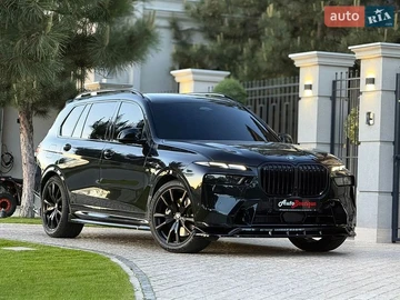 Авто BMW X7 2023 № 8808641