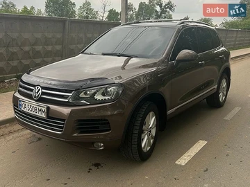 Авто Volkswagen Touareg 2012 № 8808822