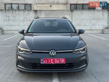 Авто Volkswagen Golf 2022 № 8808832