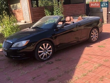 Авто Chrysler 200 2011 № 8808878