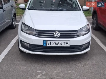 Авто Volkswagen Polo 2015 № 8808879