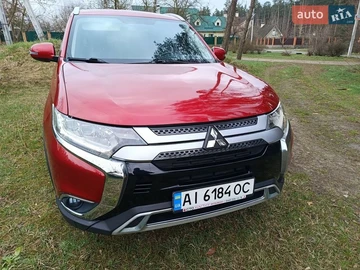 Авто Mitsubishi Outlander 2018 № 8808927