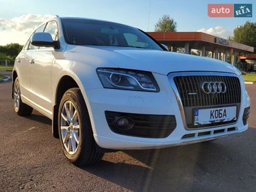 Авто Audi Q5 2011 № 8808929