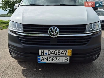 Авто Volkswagen Transporter 2021 № 8809124