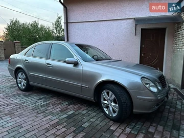 Авто Mercedes E-Class 2004 № 8809166