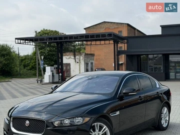 Авто Jaguar Xe 2017 № 8809341