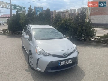 Авто Toyota Prius V 2015 № 8809346