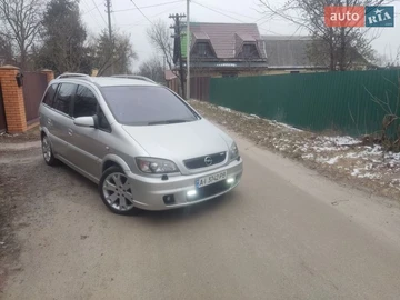 Авто Opel Zafira 2003 № 8809529