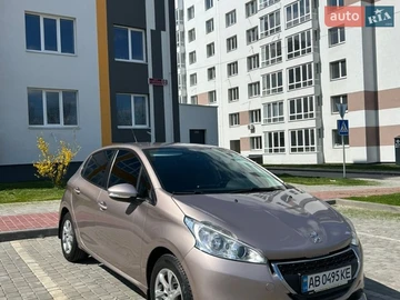 Авто Peugeot 208 2013 № 8809549