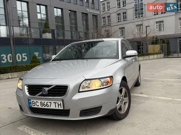 Авто Volvo V50 2008 № 8809551
