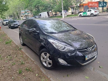 Авто Hyundai Elantra 2012 № 8809575