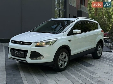 Авто Ford Kuga 2013 № 8809599