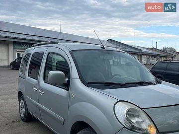 Авто Renault Kangoo 2011 № 8809990