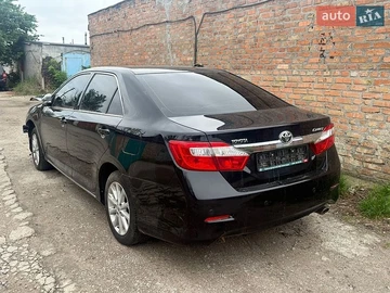 Авто Toyota Camry 2011 № 8809991