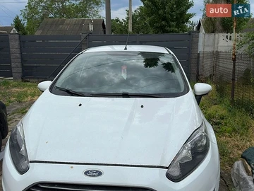 Авто Ford Fiesta 2013 № 8810180
