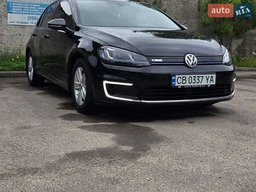 Авто Volkswagen E-Golf 2016 № 8810217