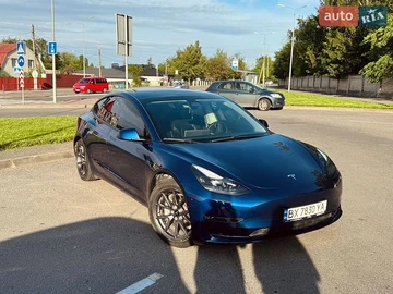 Авто Tesla Model 3 2021 № 8810455
