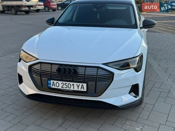 Авто Audi E-Tron 2019 № 8810529