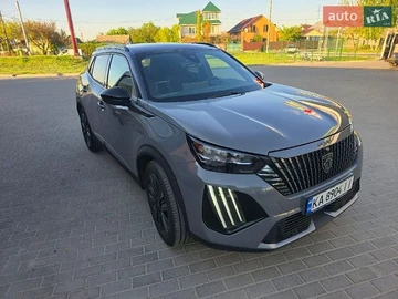 Авто Peugeot 2008 2023 № 8810946